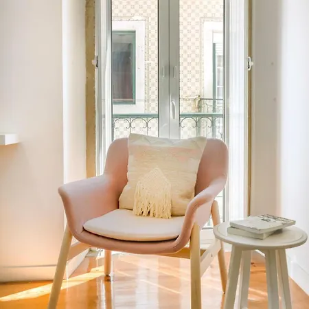Apartment Amazing Castle Views In Historic Center Lissabon