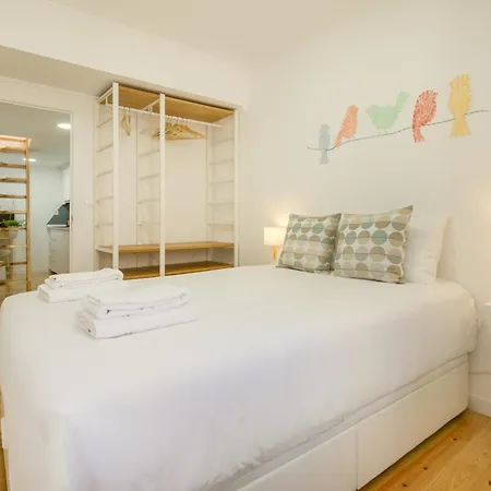 Appartement Amazing Castle Views In Historic Center Lissabon
