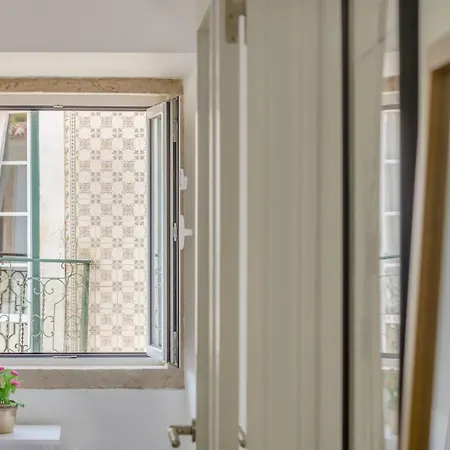 Amazing Castle Views In Historic Center 公寓